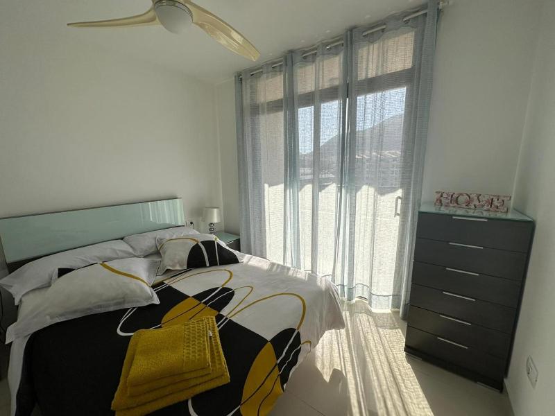 IKI Black Los Cristianos - image 18