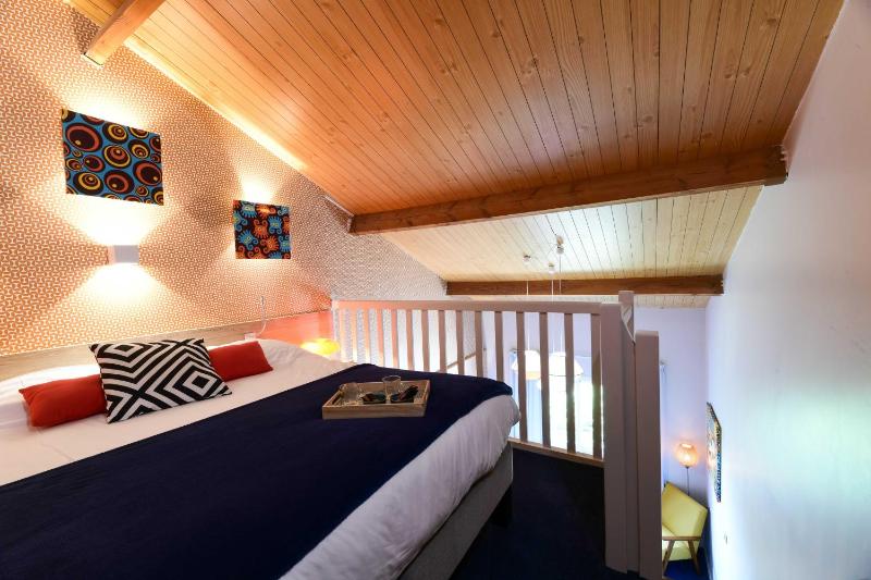 Superior Quadruple Room image 3