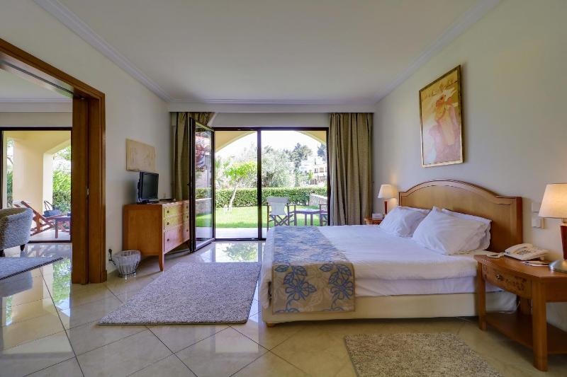 Suite with Sea View image 1