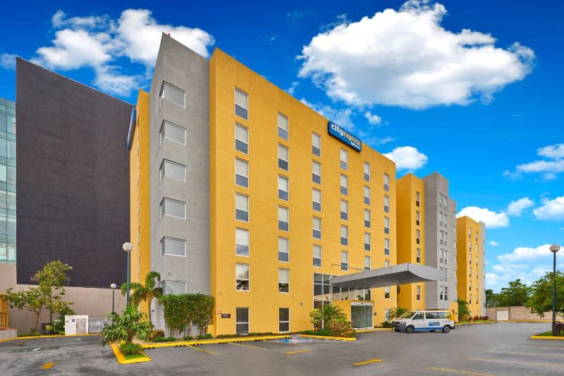 City Express by Marriott Merida - image 4