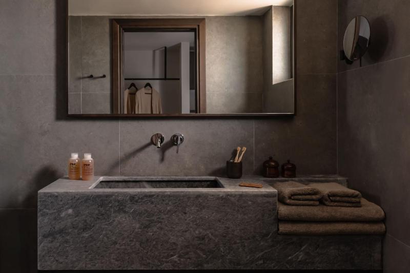 Suite image 1