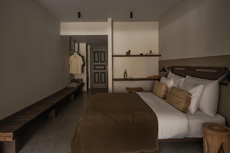 Double or Twin Room image 2