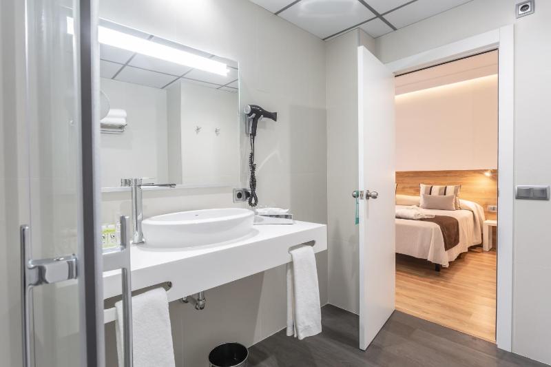 Junior Suite image 2
