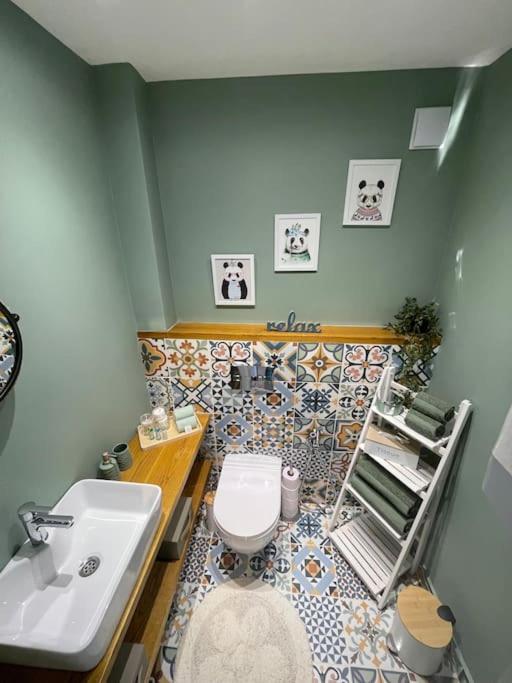 Varna Top Center Luxury Apartment - image 10