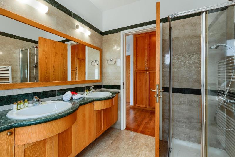 Three-Bedroom Superior Villa with Private Pool image 1