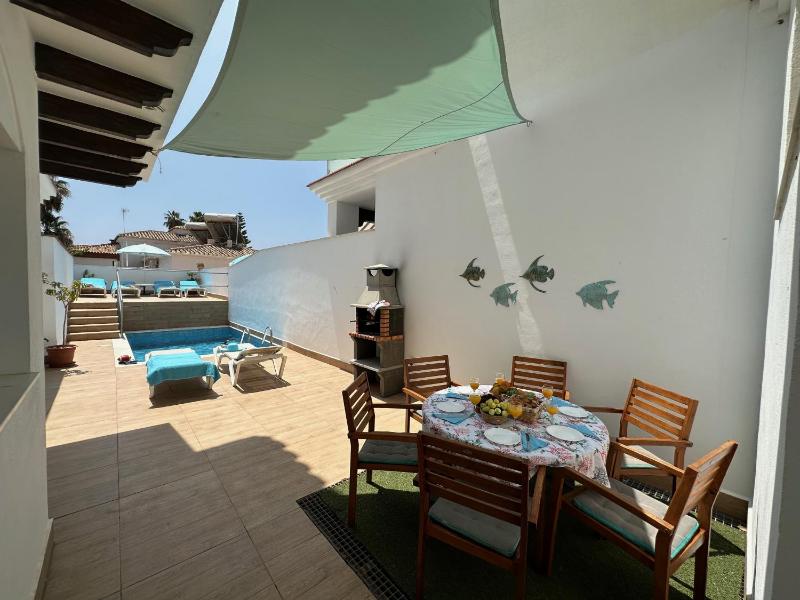 Nerja Paradise Rentals - Villa Lily - image 4