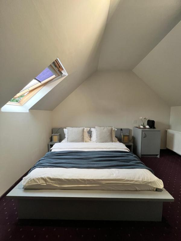 Budget Double Room image 1