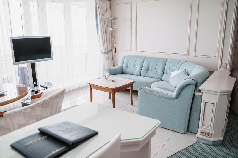 Suite image 3