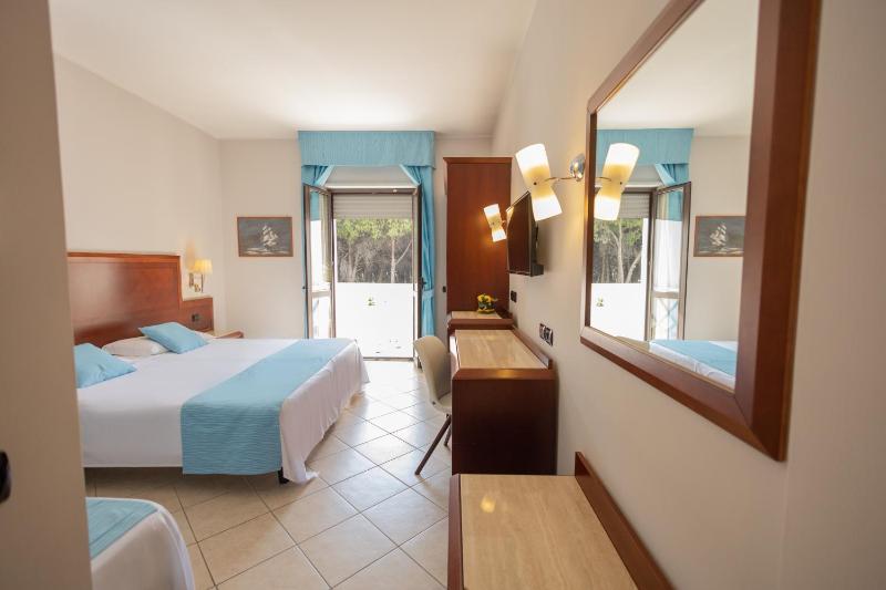 Comfort Double or Twin Room image 1