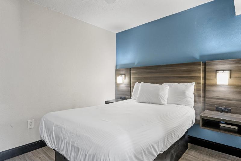 SureStay Hotel by Best Western Virginia Beach Royal Clipper - image 13