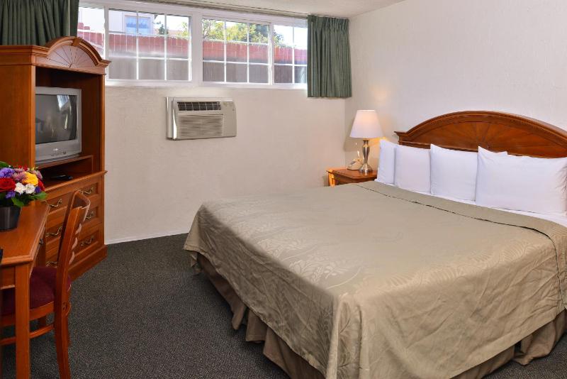 Americas Best Value Inn Loma Lodge - image 10
