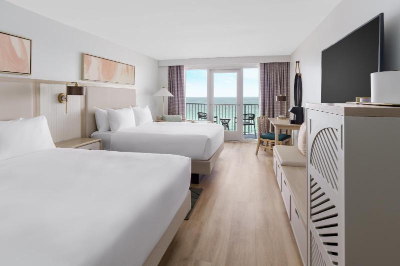 Gulf Front Queen Room with Two Queen Beds and Balcony image 4