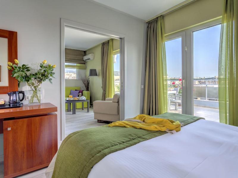 Suite with Private Veranda & Acropolis View image 2