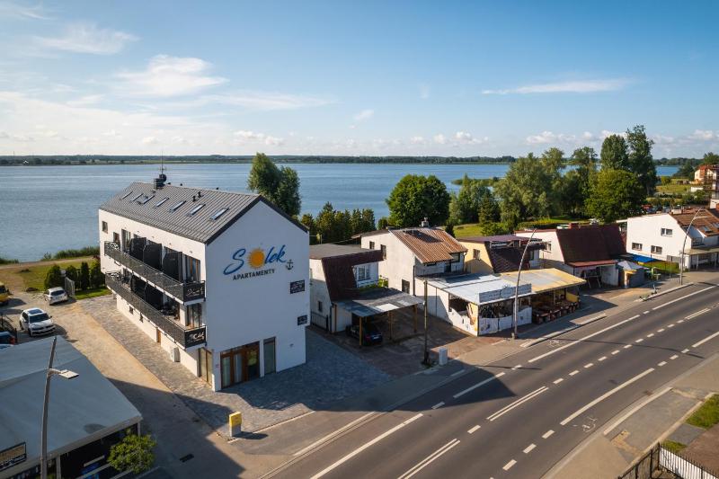 SOLEK Apartamenty hotelowe i pokoje gościnne ze śniadaniem przyjazne zwierzętom wyjątkowe z widokiem na Jezioro Jamno i w bardzo bliskiej odległości od morza - image 35