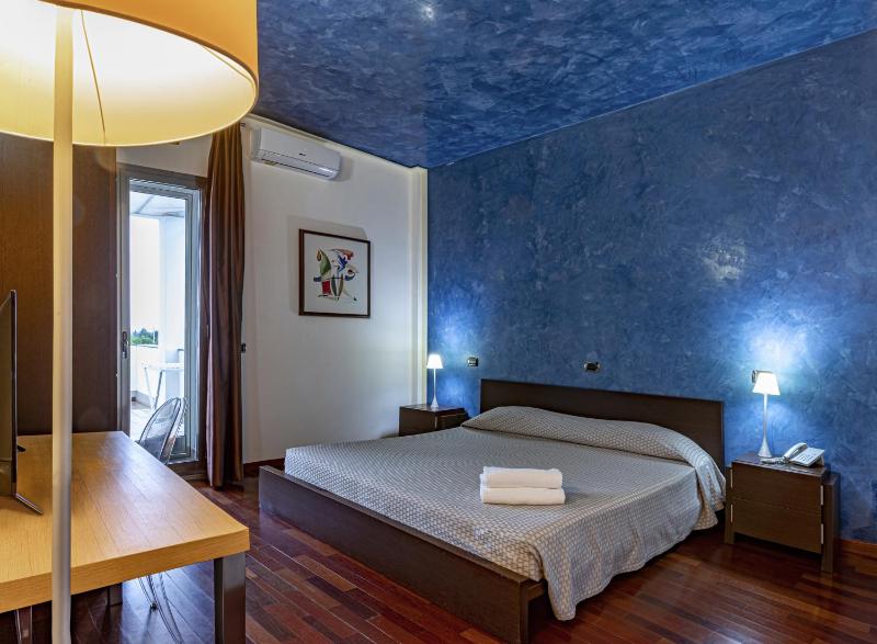 Double Room with Porch image 3