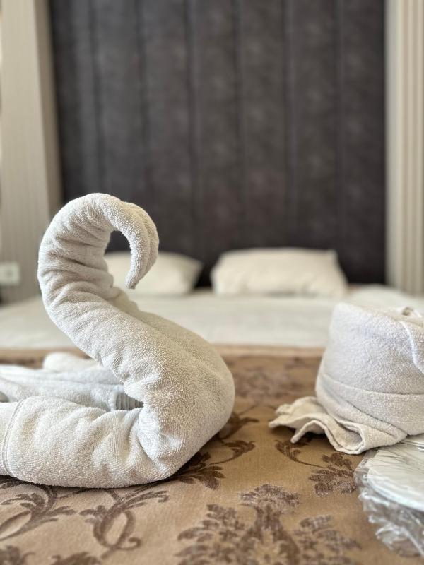 Deluxe Double Room with Sea View image 2