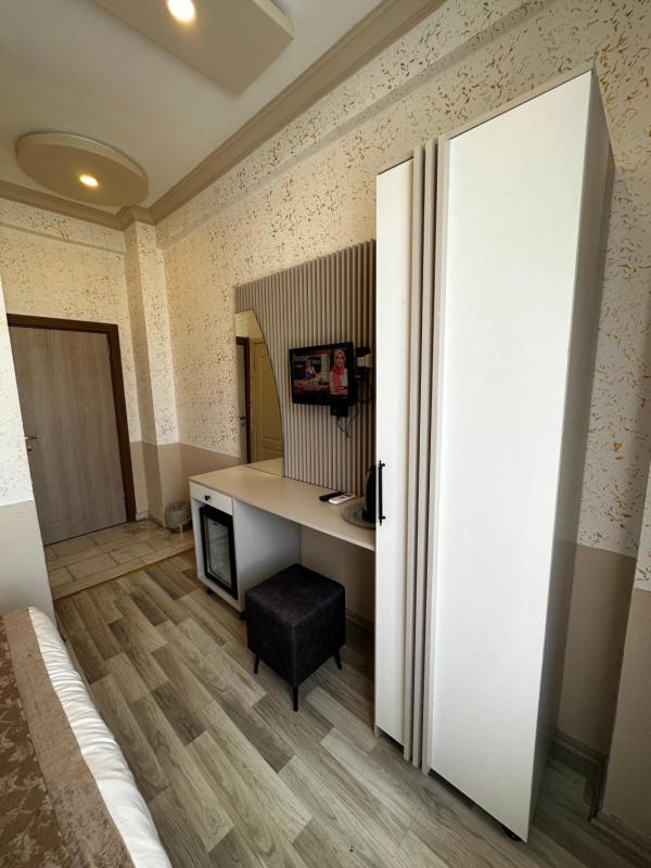 Standard Double Room image 2