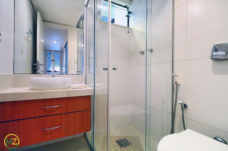 Very modern 3 bedrooms for until 6 people - image 2