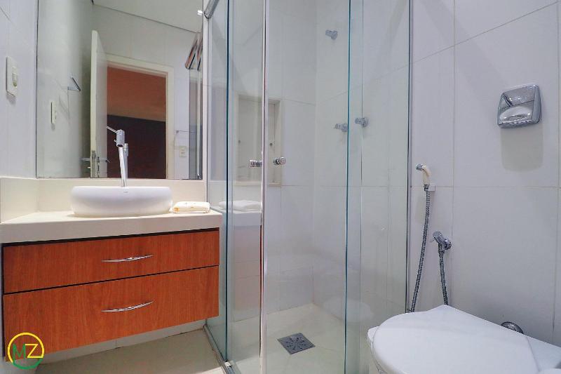 Very modern 3 bedrooms for until 6 people - image 12