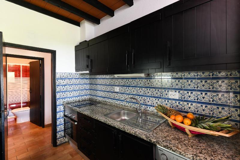Four-Bedroom Villa image 3