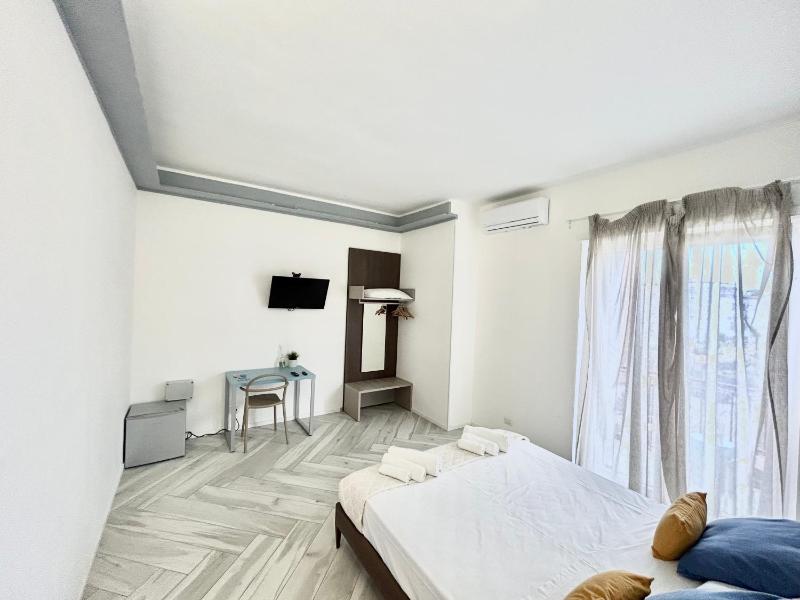 Luisella - UN LETTO IDEALE - image 6