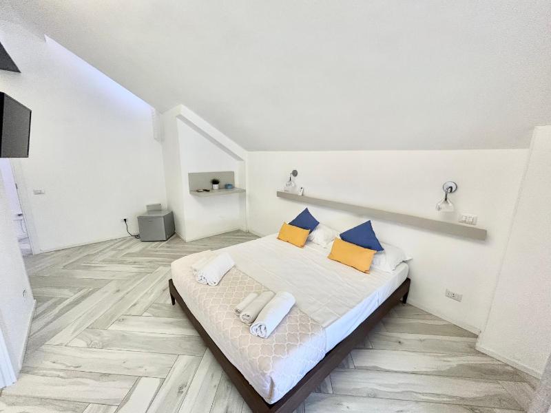 Luisella - UN LETTO IDEALE - image 18