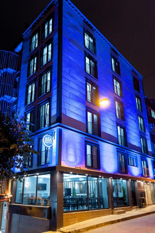 Ria Suites Boutique Hotel - image 1