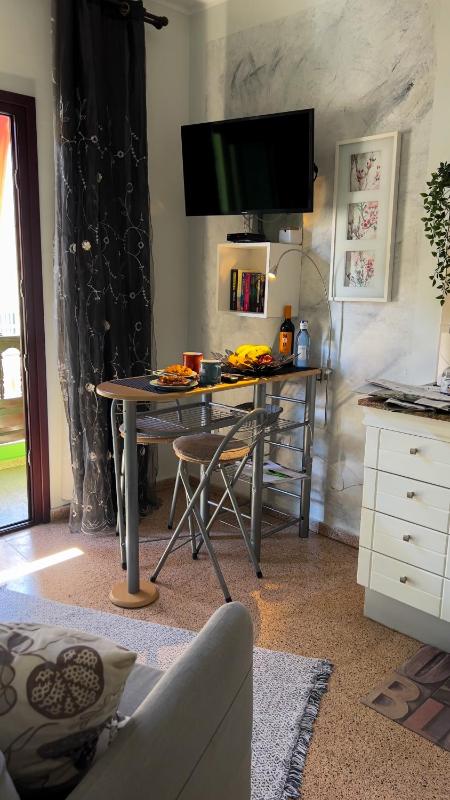 One-Bedroom Apartment with Balcony (2 Adults) image 4