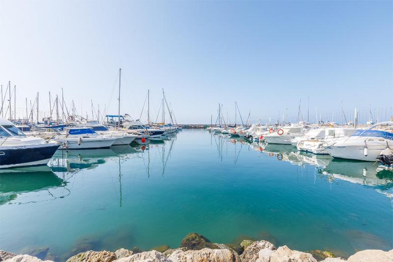 A&N Caleta Marina View Apartment 2BR Near Beach - image 3