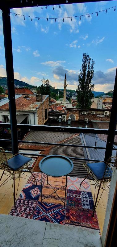 Apartment with Balcony image 3