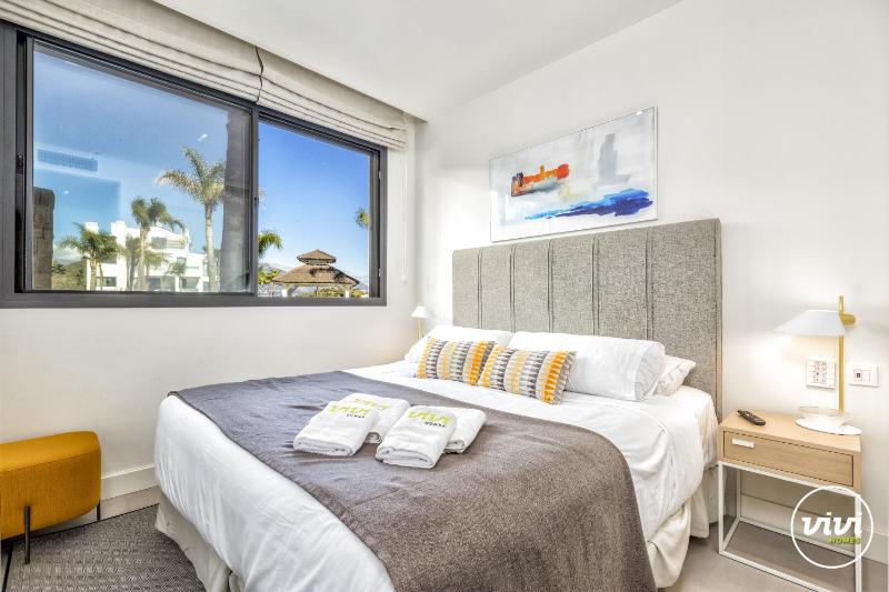 ViVi Homes - Las Palmas Pool Sauna Gym & Beach - image 37