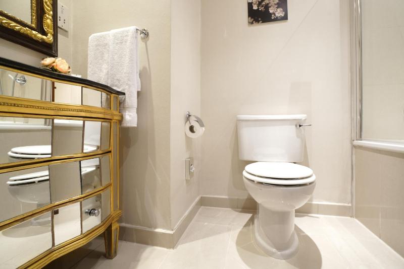 Superior Double Room image 2