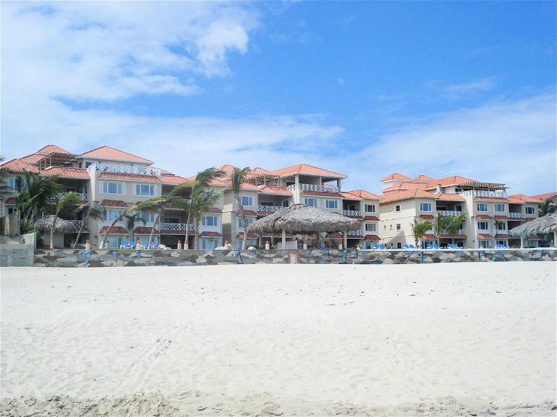 Ocean Dream top floor Studio with balcony - image 28