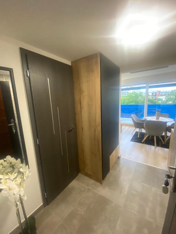 Lake View Penthouse - image 18