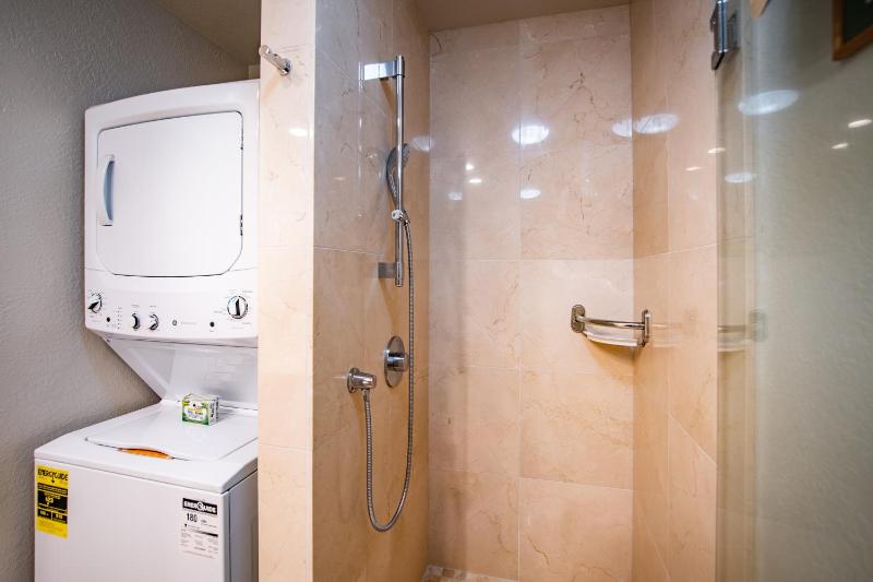 Unit 23T1 Golf Villa Gold Ocean View 1 Bedroom image 3