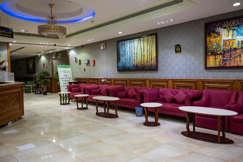 Quiet Rooms 3 Serviced Apartments - image 16