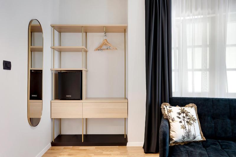 Superior Double Room image 4