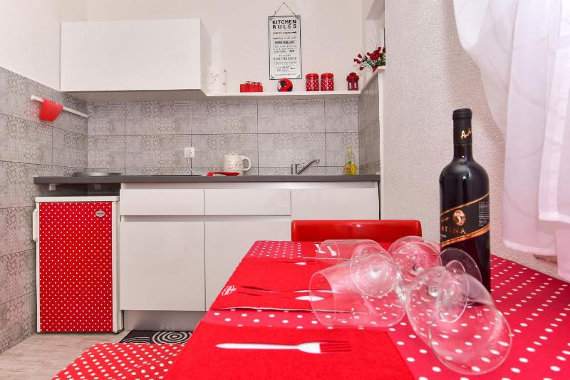 Apartments Bernarda - image 10