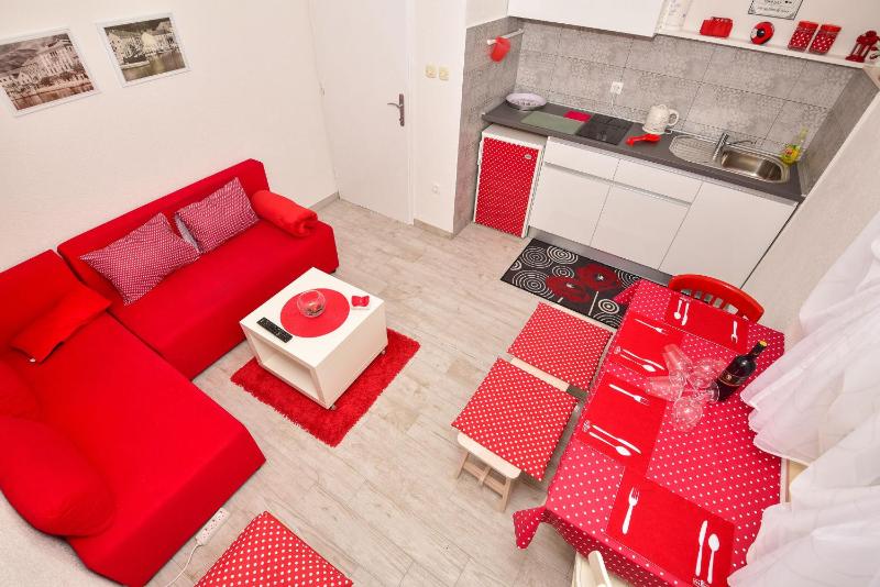 Apartments Bernarda - image 37