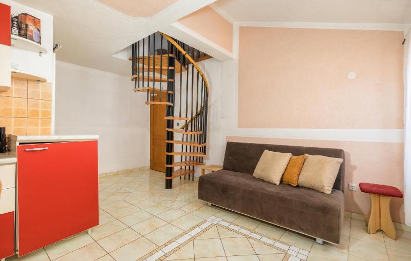 One-Bedroom Apartment with Balcony image 1