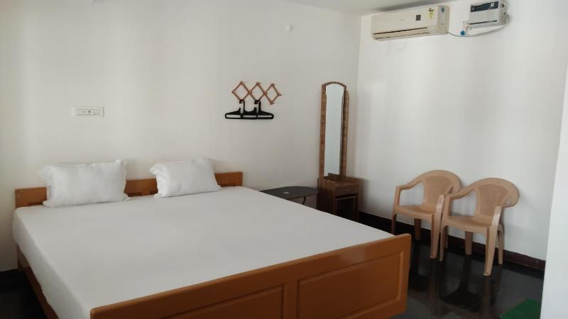 Rainbow Guest House - image 9