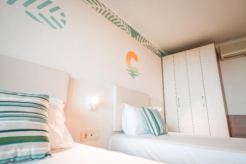 Double Room - Main Building with Free Aquapark Access image 4