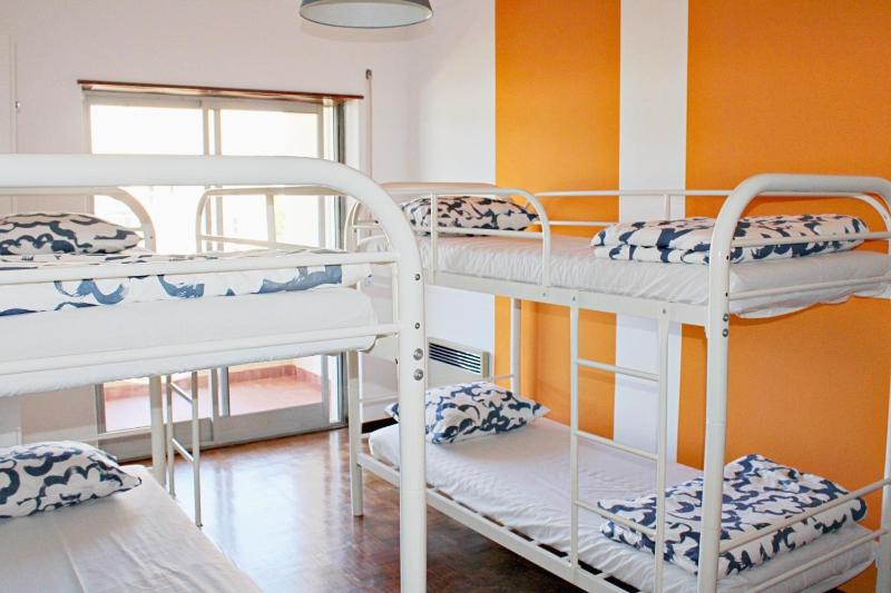 Villa do Sol Carcavelos Beach House - image 17