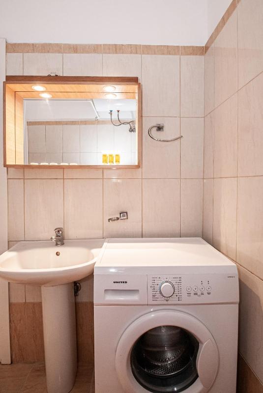 Superior Apartment image 2