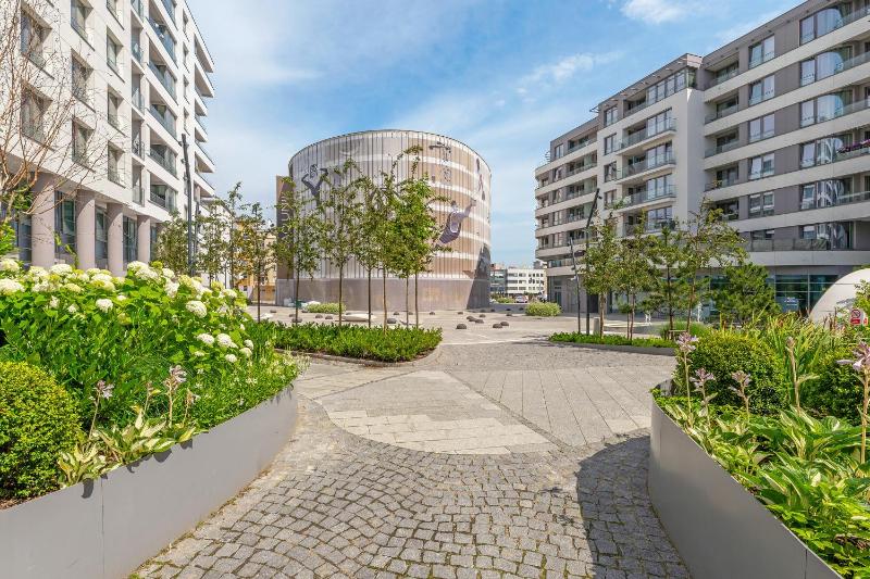 Plac Unii Gdynia Central by Lion Apartments - image 23