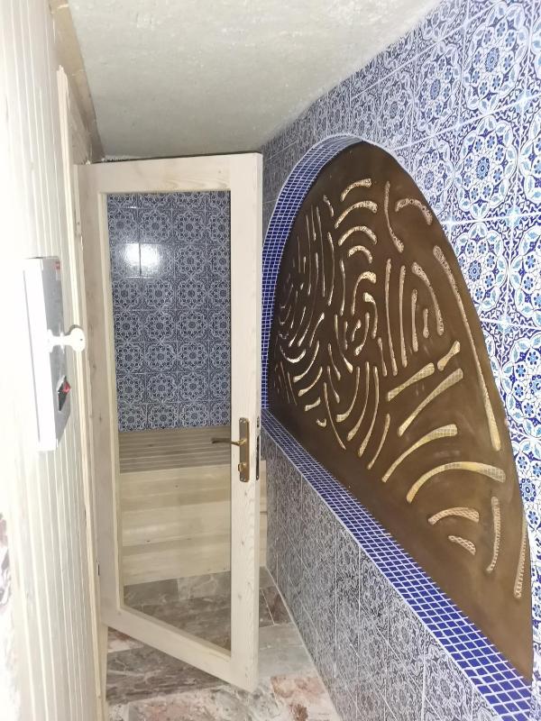 Suite with Sauna image 3