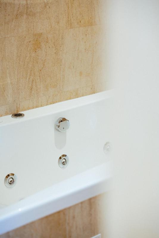 Suite image 2