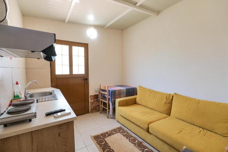 Garden Villa Lake Side & Glamping - image 6