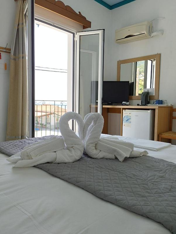 Sea View - image 7