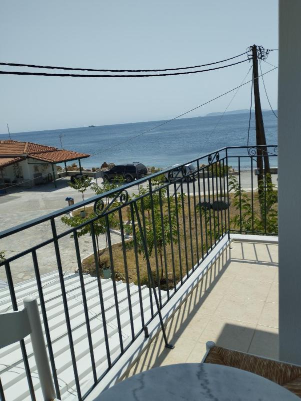 Sea View - image 30